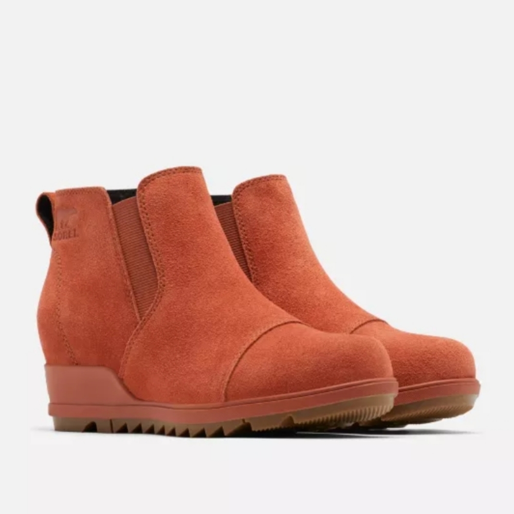 Sorel Evie Pull On Suede Booties